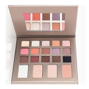 Billy B x Gallany, The Essential Palette Shadow, Liner, Blush Highlighter New